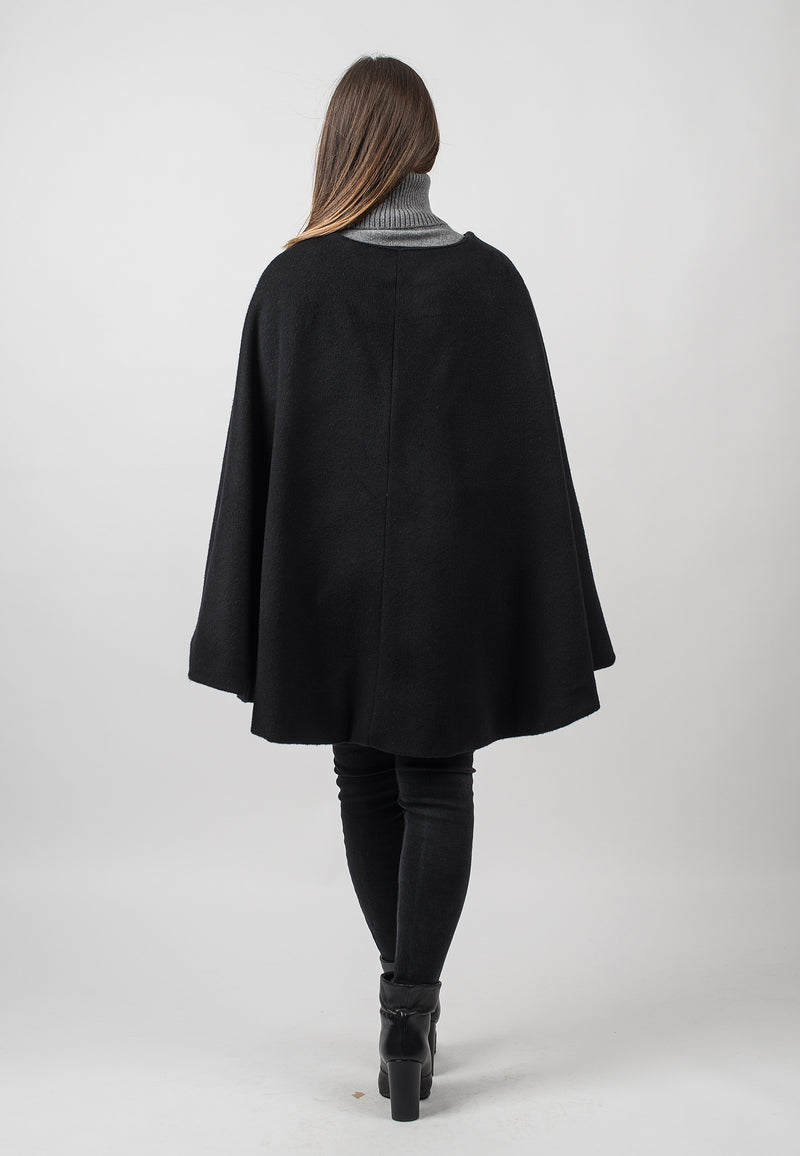 Cape with toggle