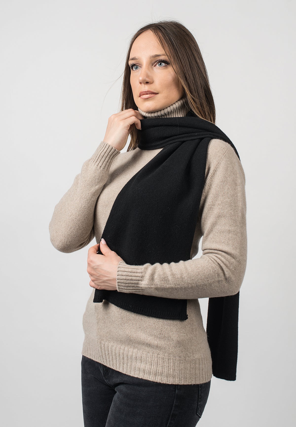 Black Women's Recycled Cashmere Blend Scarf, view 3